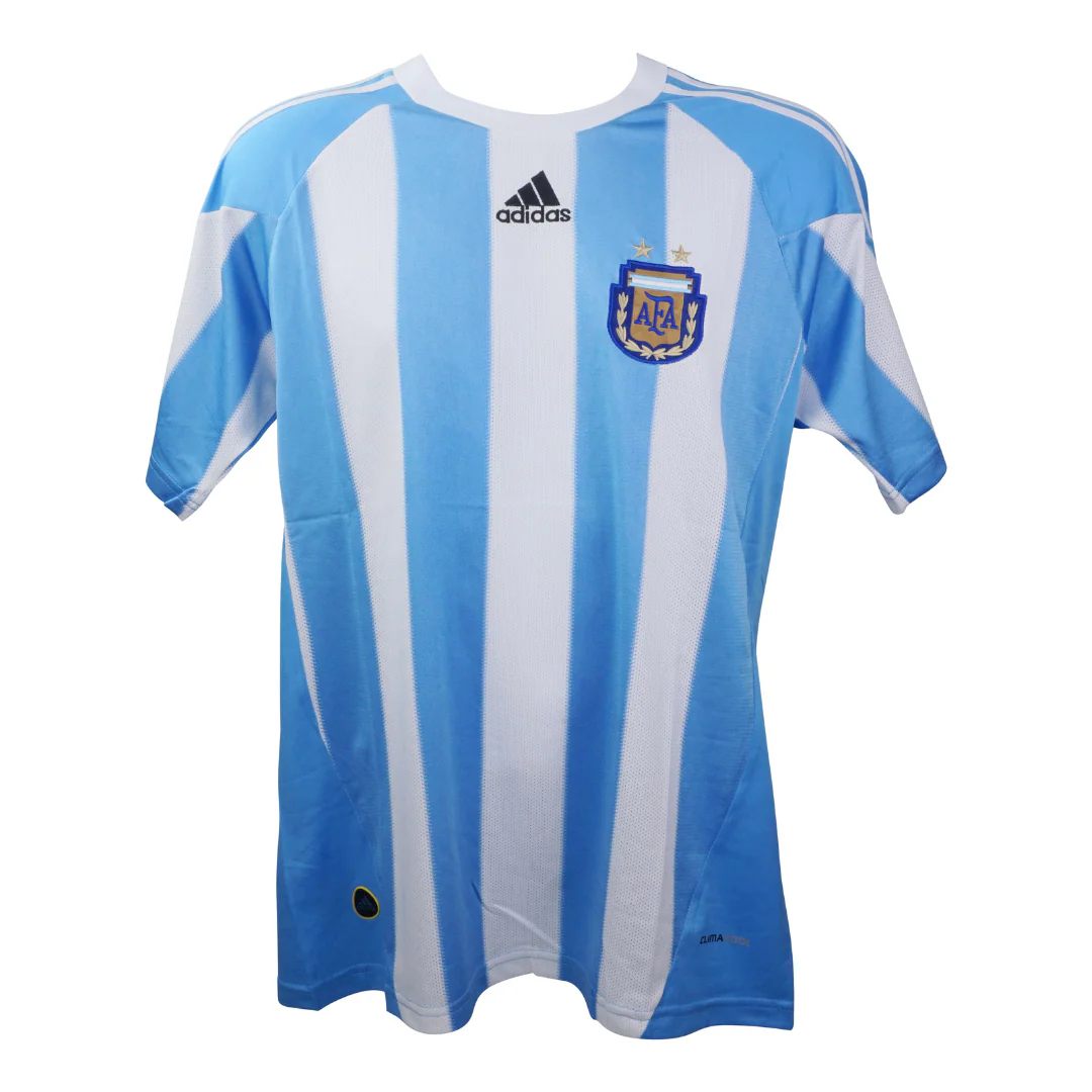Framed Carlos Tevez Signed Argentina Home Soccer Jersey #11 with Beckett Witness - Image 4