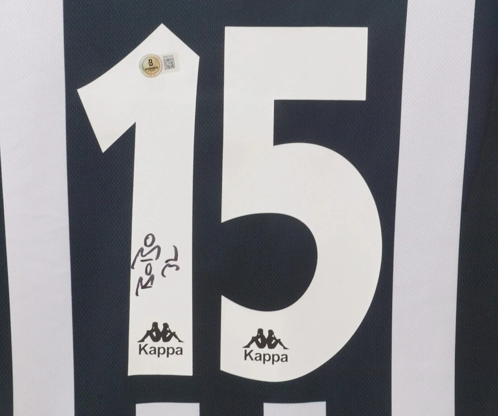 Christian Vieri Signed Juventus FC Home Soccer Jersey #15 with Beckett COA - Image 2