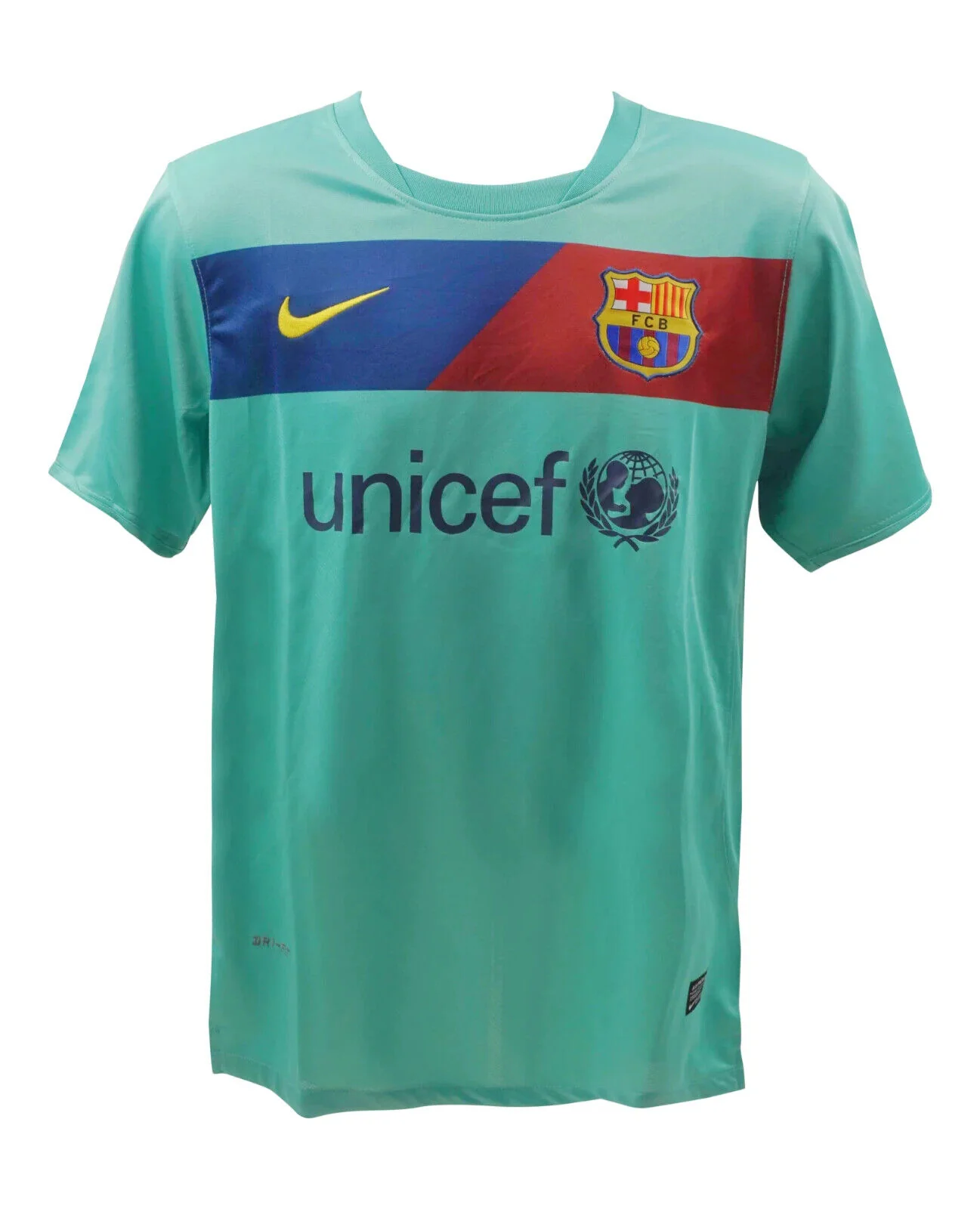 David Villa Signed FC Barcelona Away Soccer Jersey #7 with Beckett Witness - Image 4