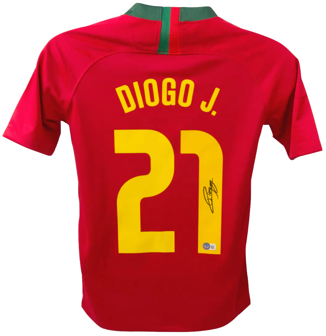 Framed Diogo Jota Signed Portugal Home Soccer Jersey #21 with Beckett COA - Image 3