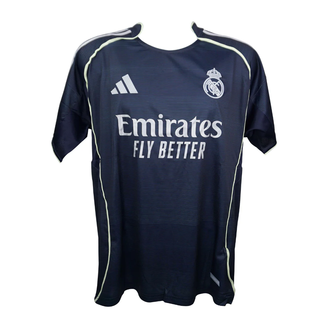 Eder Militao Signed Real Madrid FC Away Soccer Jersey #3 with Beckett Witness - Image 4