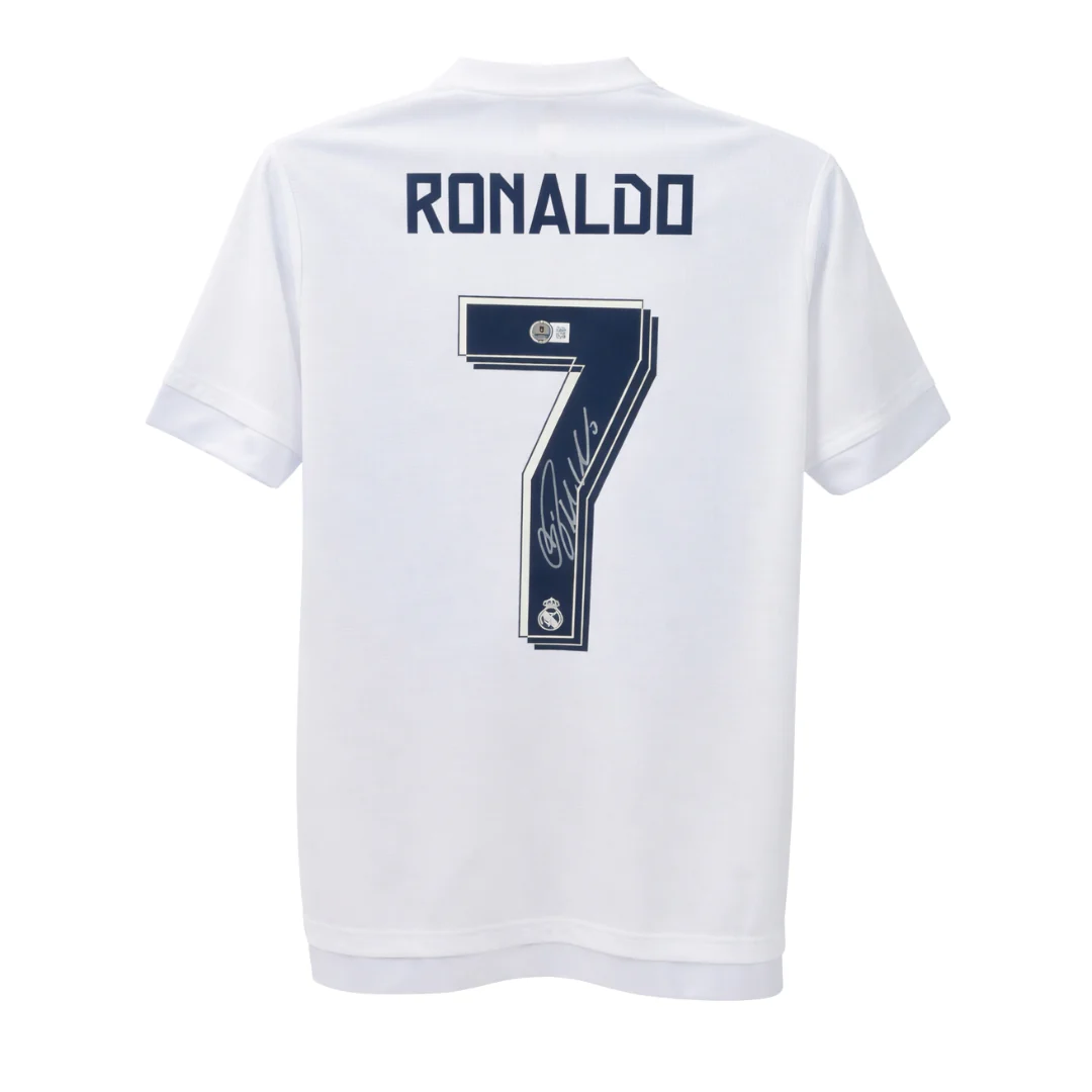 Framed Cristiano Ronaldo Signed Real Madrid Home Soccer Jersey #7 with Beckett COA - Image 3