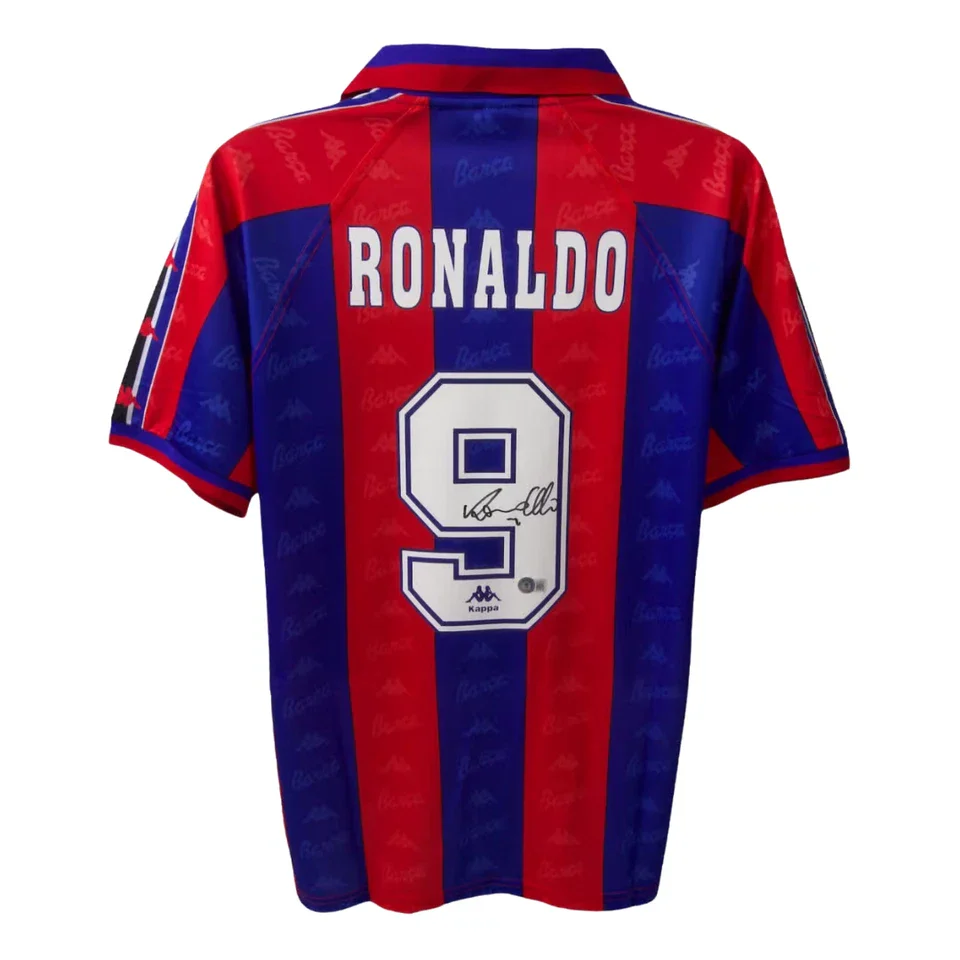 Framed Ronaldo Nazario Signed FC Barcelona Home Soccer Jersey #9 with Beckett COA - Image 3