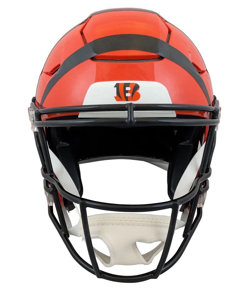 Ja'Marr Chase Signed Cincinnati Bengals Full Size Speed Flex Football Helmet with Beckett Witness - Image 2