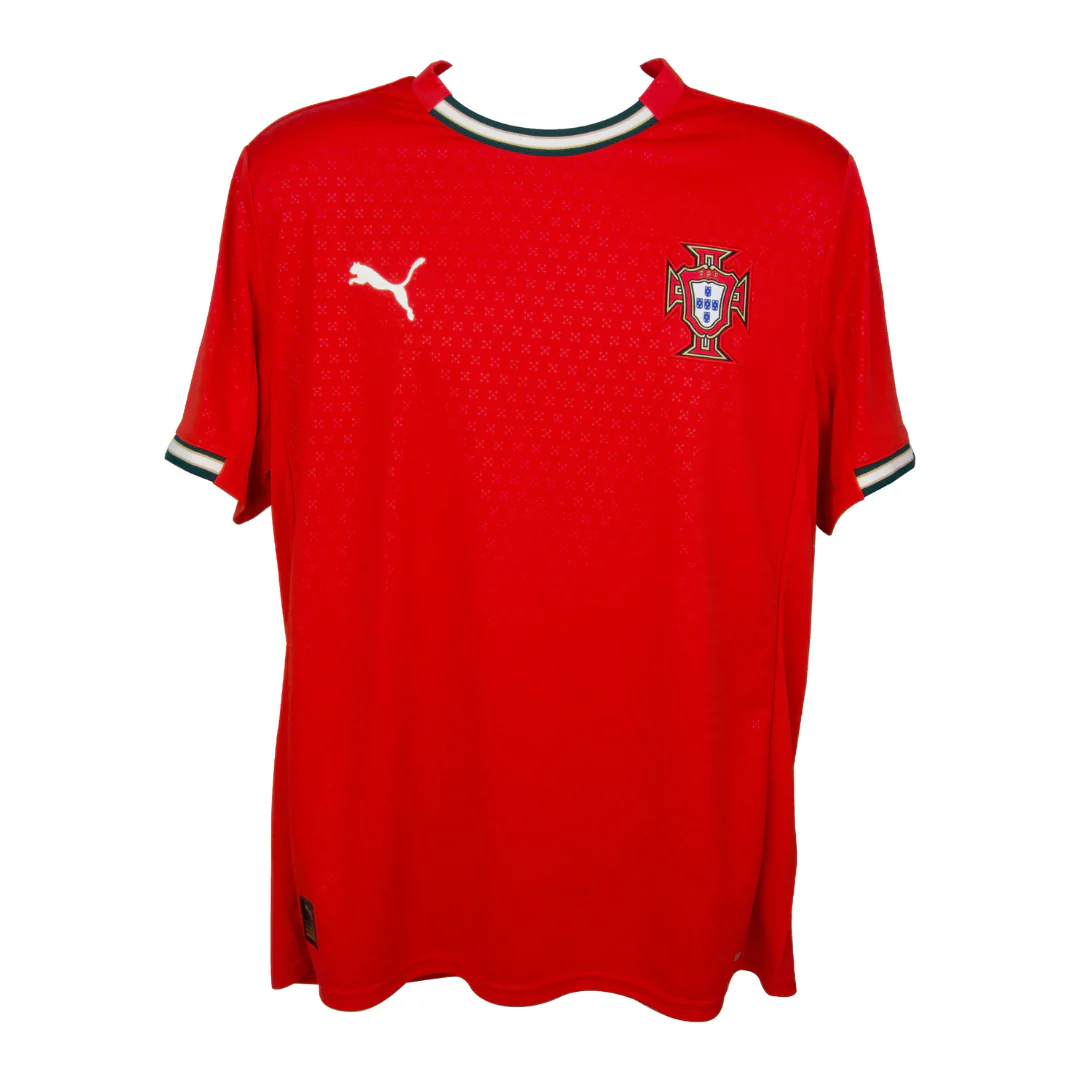 Framed Joao Neves Signed Portugal FC Home Soccer Jersey #15 with Beckett Witness - Image 4