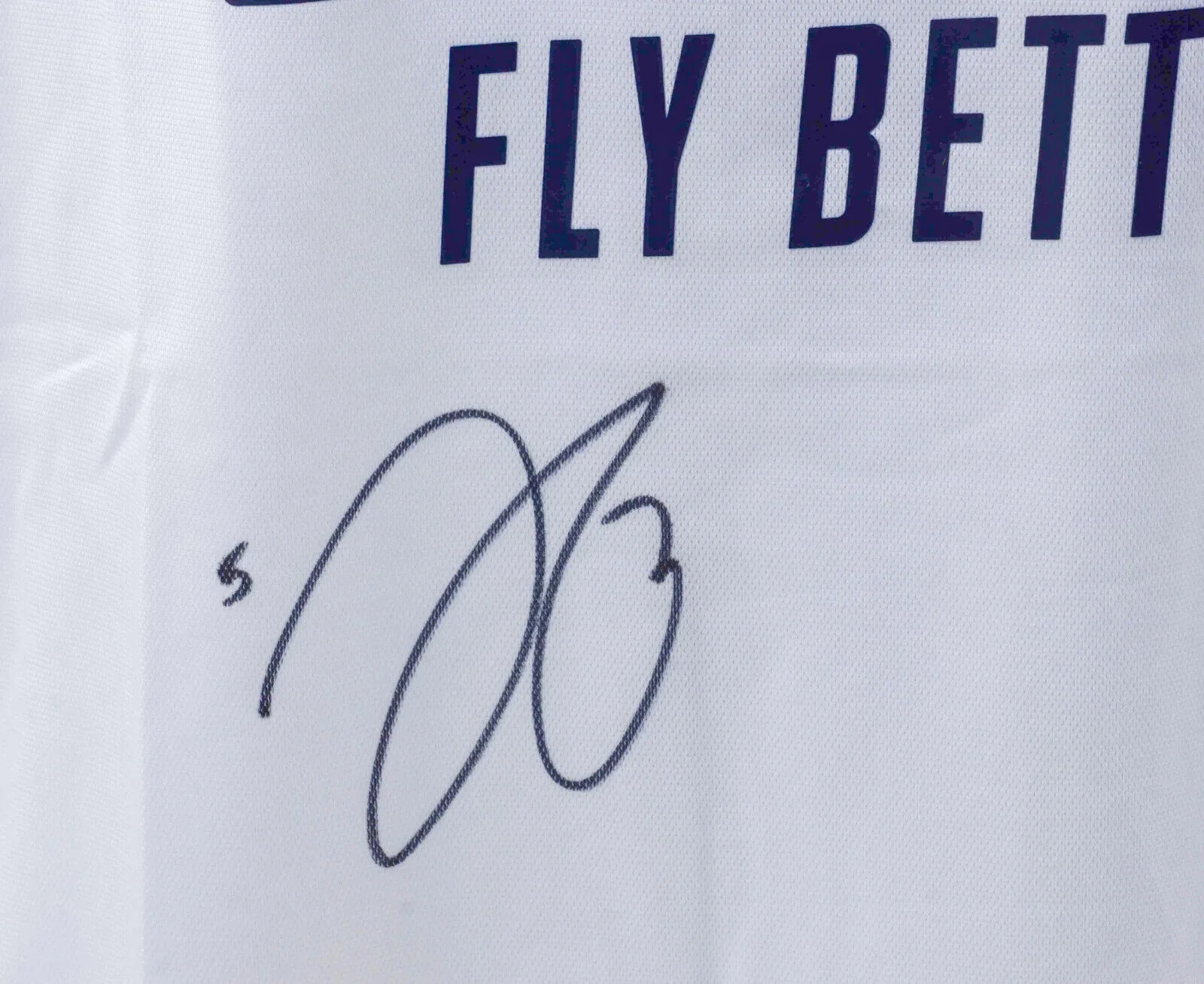 Jude Bellingham Signed Real Madrid FC Home Soccer Jersey with Beckett COA - Image 2