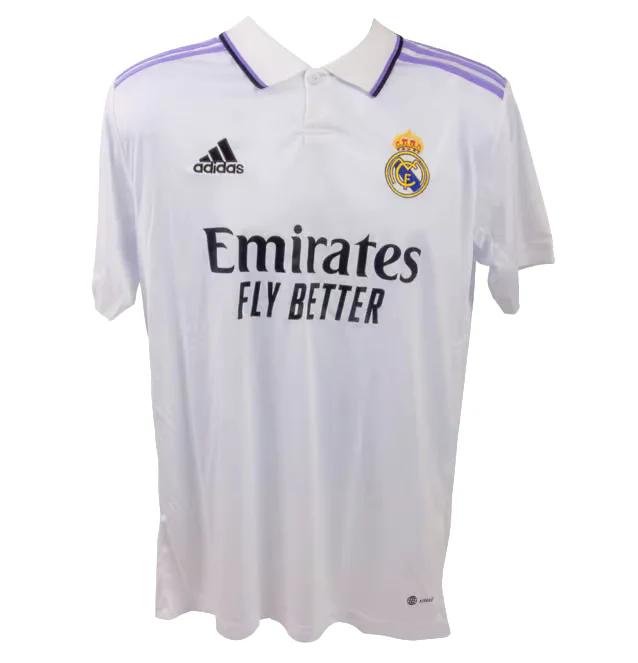 Framed Karim Benzema Signed Real Madrid FC Home Soccer Jersey #9 with Beckett COA - Image 4