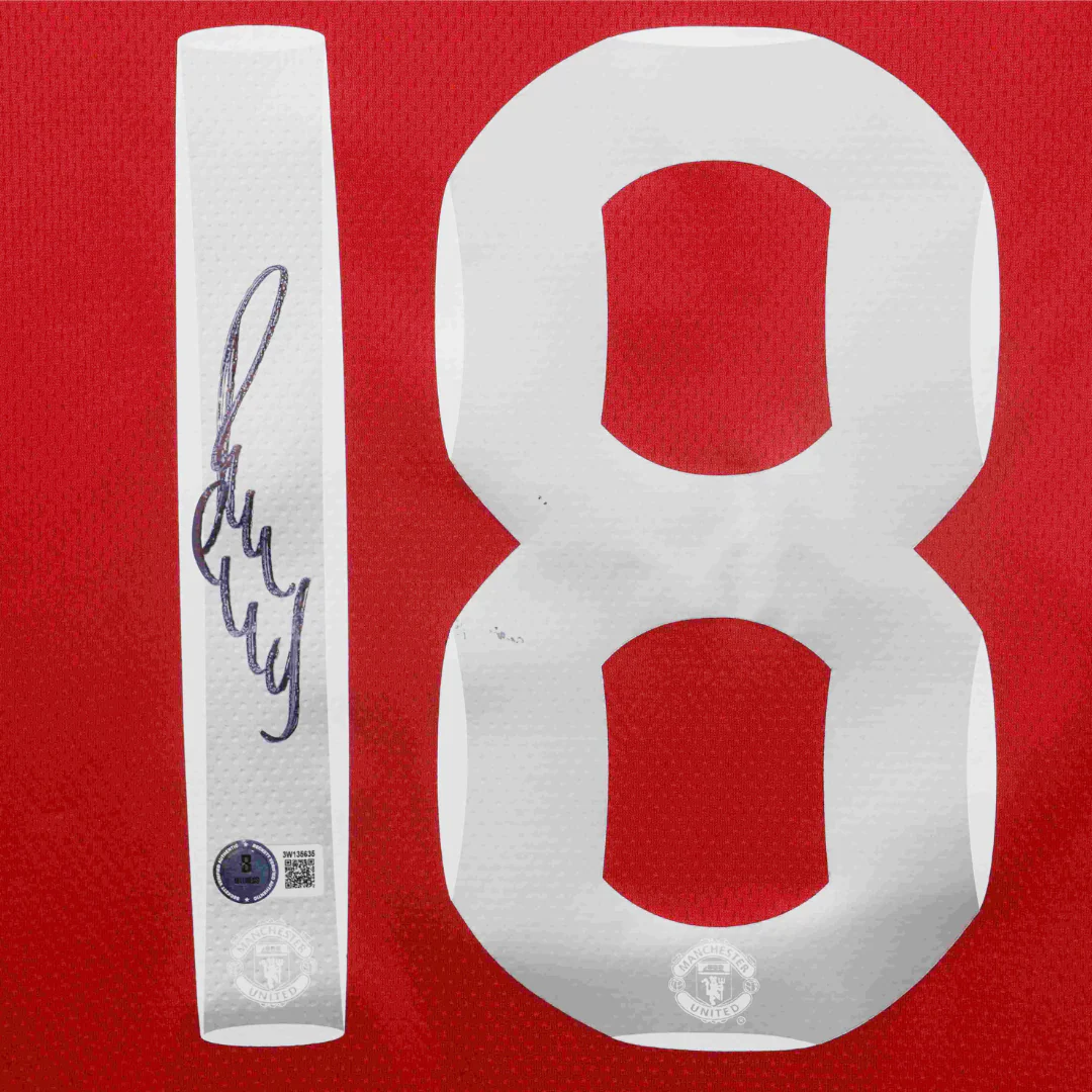 Framed Paul Scholes Signed Manchester Utd 08 UCL Final Jersey #18 with Beckett Witness - Image 2