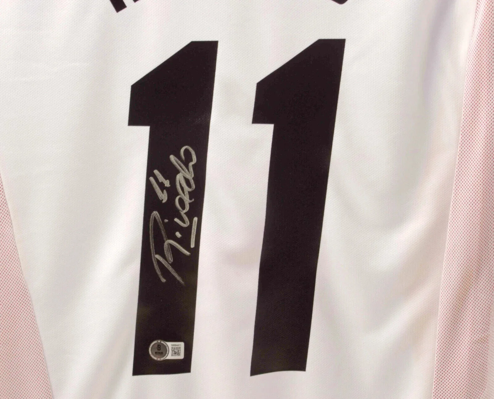 Rivaldo Signed AC Milan Away Soccer Jersey #11 with Beckett Witness - Image 2