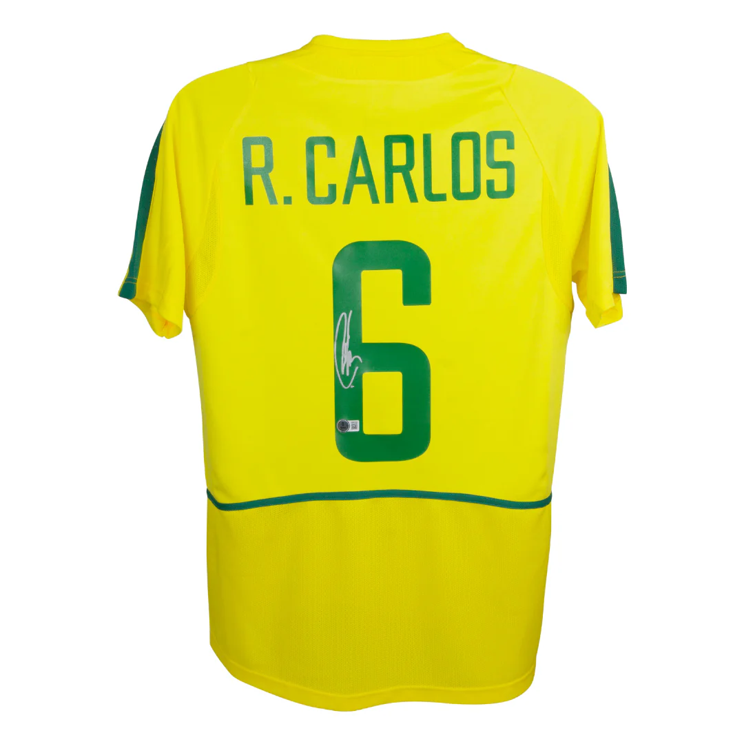 Framed Roberto Carlos Signed Brazil Soccer Jersey #6 with Beckett Witness - Image 3