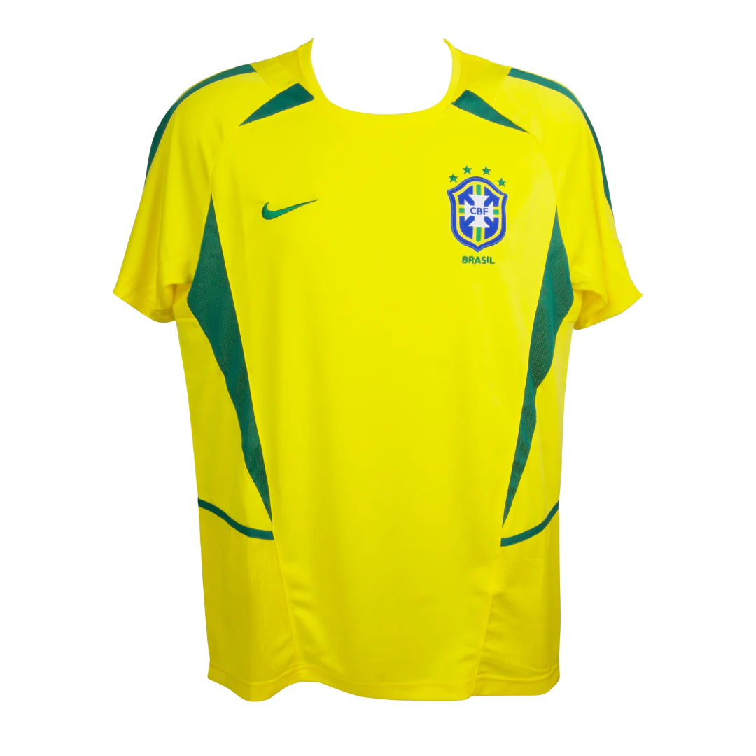Framed Roberto Carlos Signed Brazil Soccer Jersey #6 with Beckett Witness - Image 4