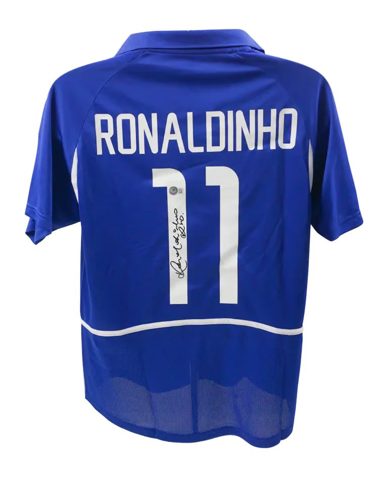 Framed Ronaldinho Signed Brazil FC Away Soccer Jersey #11 with Beckett COA - Image 3