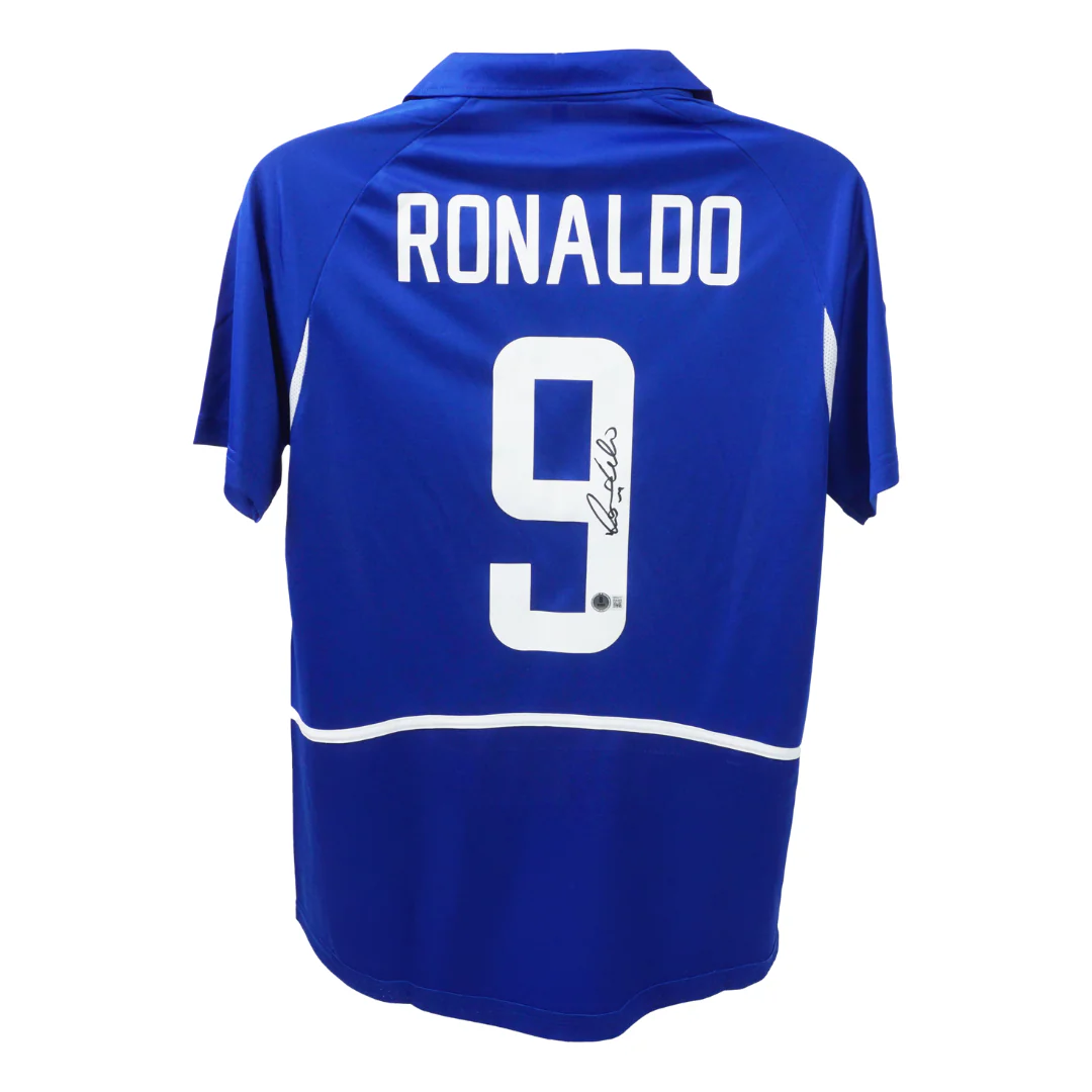 Framed Ronaldo Nazario Signed Brazil FC Away Soccer Jersey #9 with Beckett Witness - Image 3