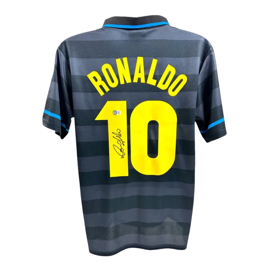 Framed Ronaldo Nazario Signed Inter Milan Home Soccer Jersey #10 with Beckett COA - Image 3