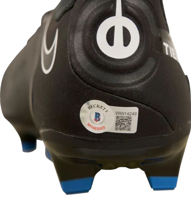 Ronaldo Nazario Signed Nike Soccer Cleat with Beckett Witness - Image 2