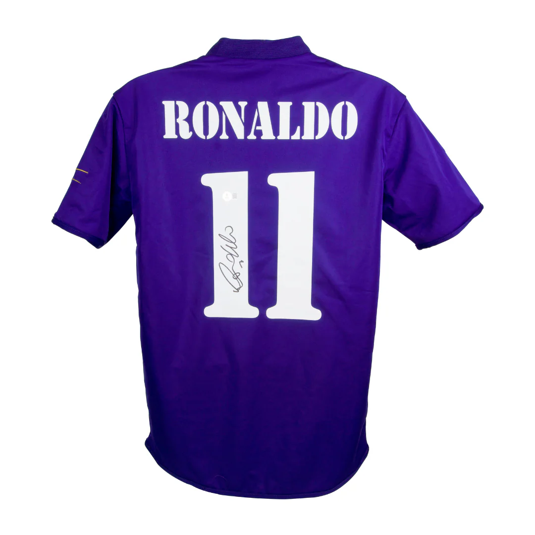 Framed Ronaldo Nazario Signed Real Madrid Away Soccer Jersey #11 with Beckett Witness - Image 3