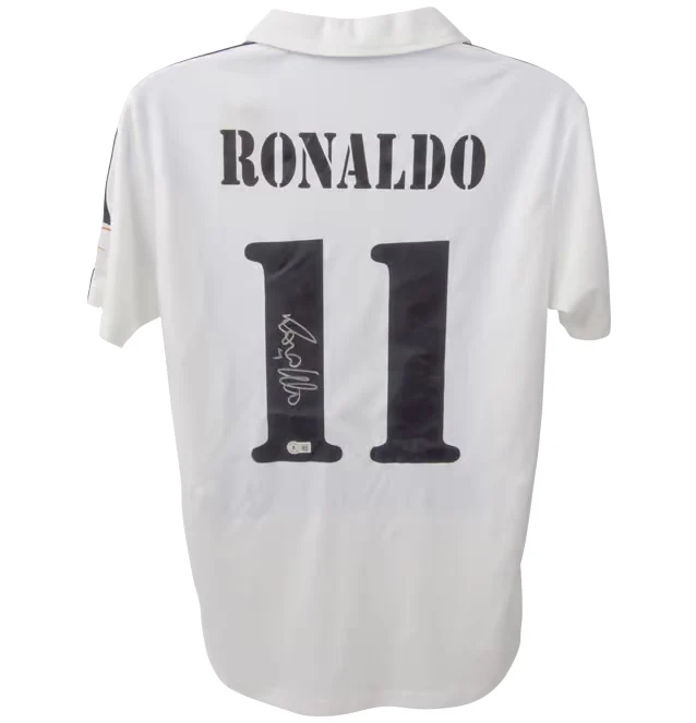 Framed Ronaldo Nazario Signed Real Madrid Home Soccer Jersey #11 with Beckett COA - Image 3
