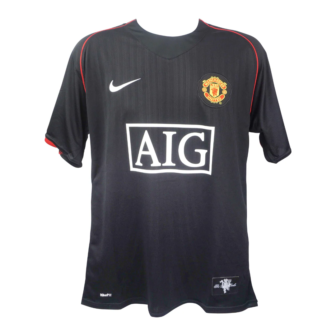 Framed Ryan Giggs Signed Manchester Utd Away Soccer Jersey #11 with Beckett Witness - Image 4