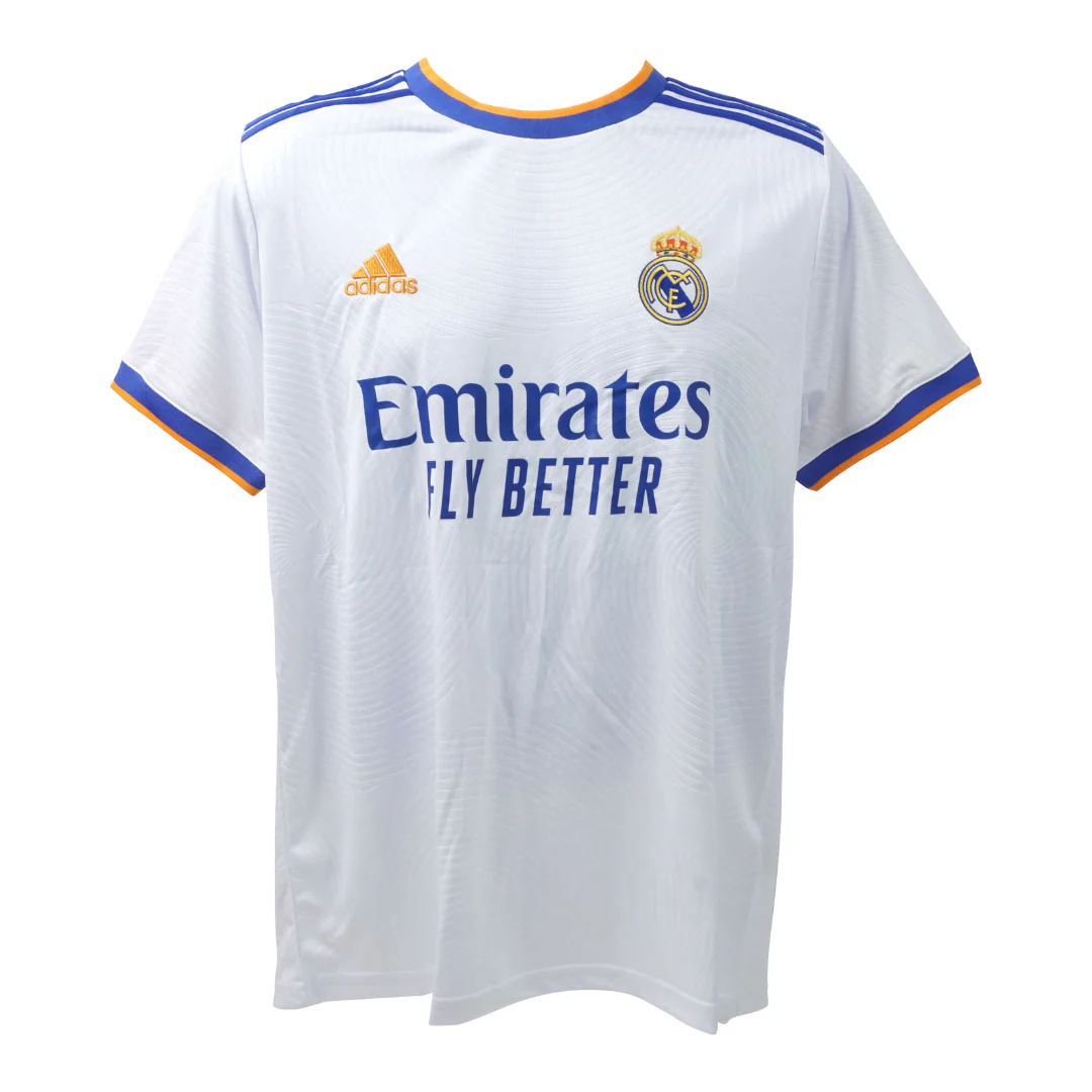 Framed Vinicius Jr Signed Real Madrid Home Soccer Jersey #20 with Beckett COA - Image 4