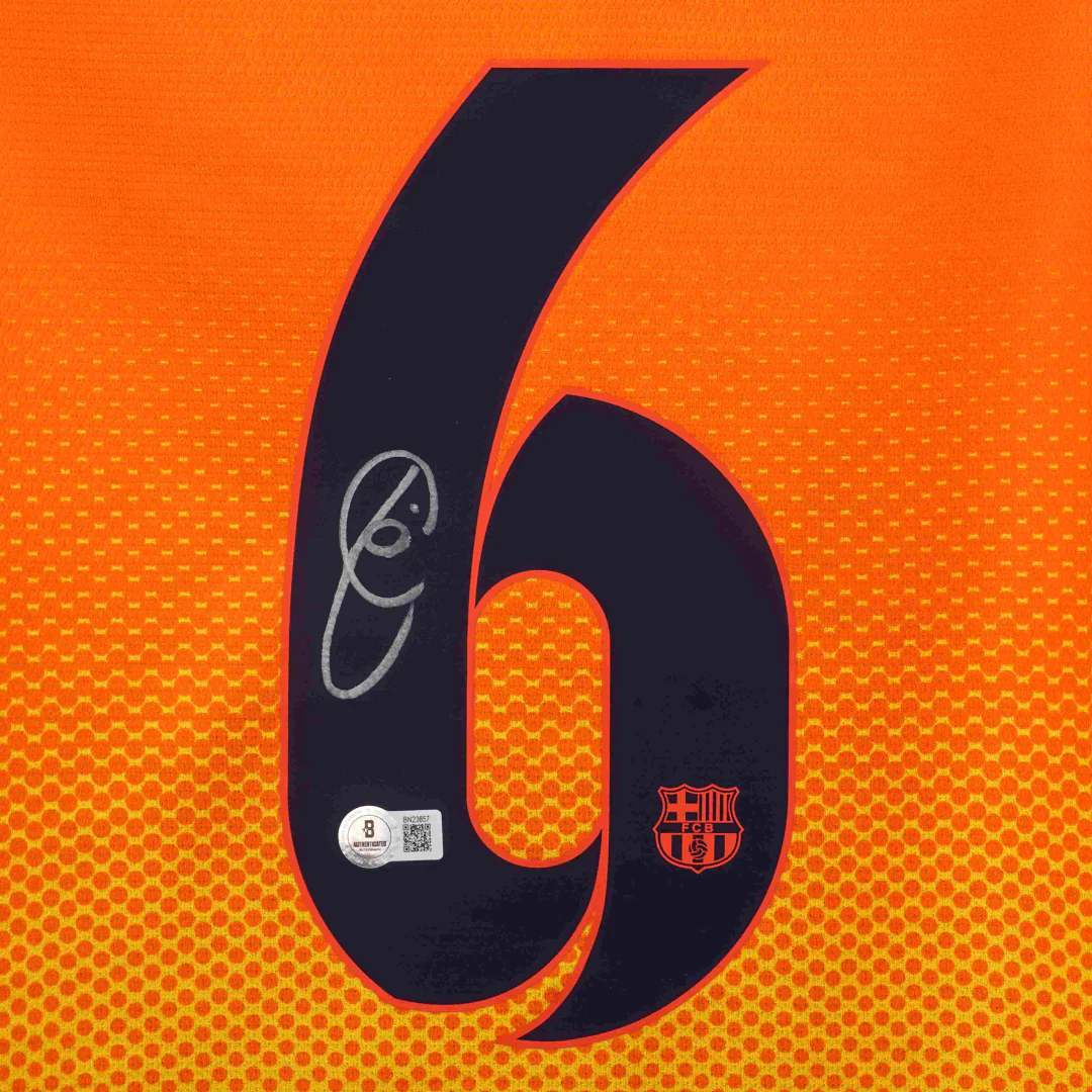 Xavi Hernandez Signed FC Barcelona Away Soccer Jersey #6 with Beckett COA - Image 2