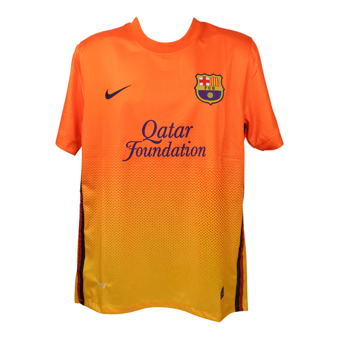 Xavi Hernandez Signed FC Barcelona Away Soccer Jersey #6 with Beckett COA - Image 4